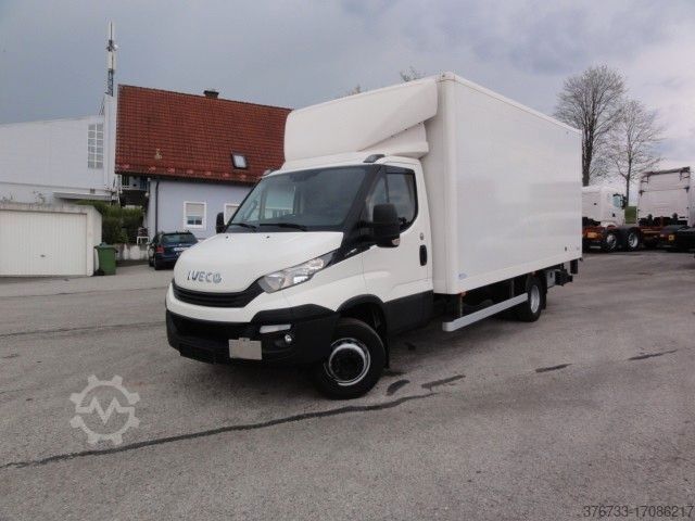 Transporter mit Koffer IVECO Daily 70C18 E6 manuell LBW