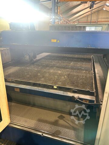 Laser cutting machine TRUMPF Trumatic L 3040