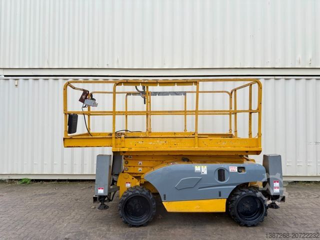 Arbeitsbühne HAULOTTE Compact 10DX 4x4 Diesel / 10 Meter