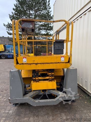 Arbeitsbühne HAULOTTE Compact 10DX 4x4 Diesel / 10 Meter