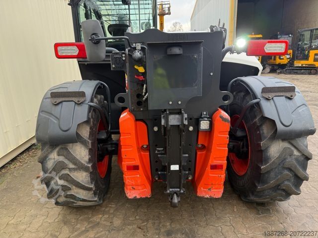 Teleskoparmstapler BOBCAT TL43.80HF Agri / 130 PS / 2019 BJ / 2.342 H