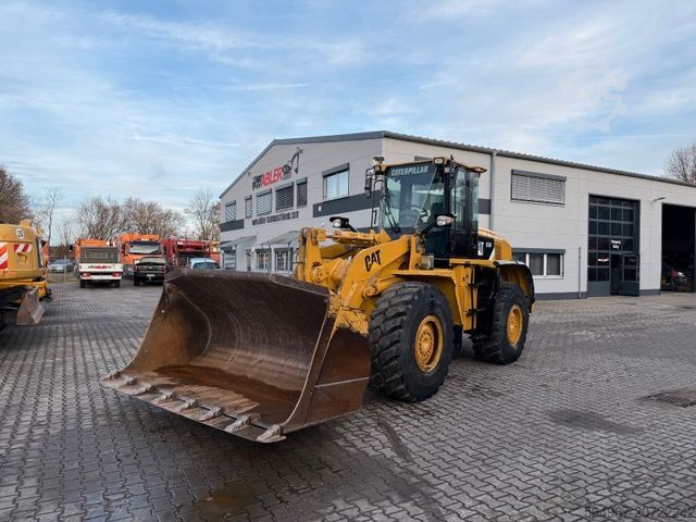 Radlader CATERPILLAR 938H Klima Kamera Zentralschmierung