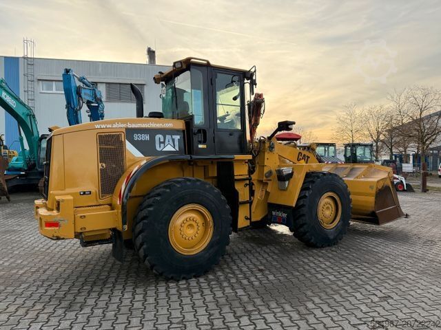 Radlader CATERPILLAR 938H Klima Kamera Zentralschmierung