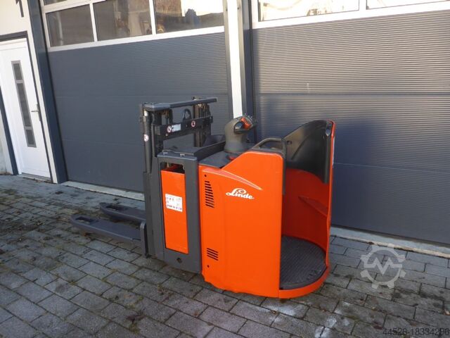 Hochhubwagen Linde D12 HP SP