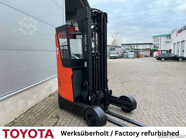 Schubmaststapler Toyota RRE 160 HR