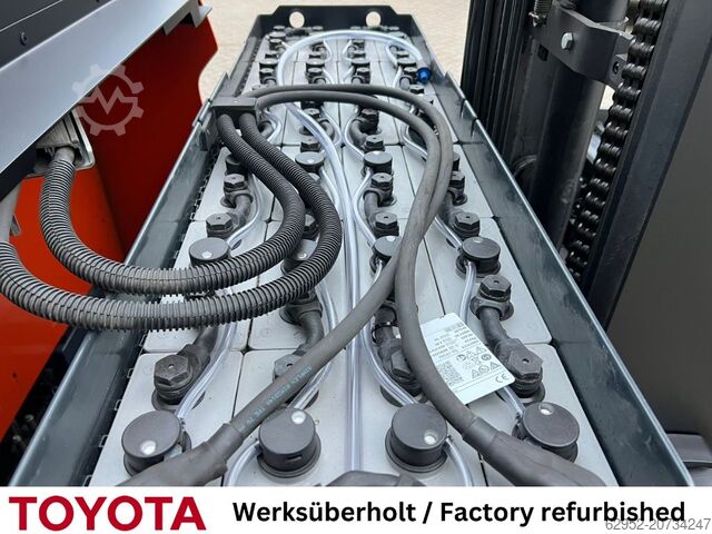 Schubmaststapler Toyota RRE 160 HR