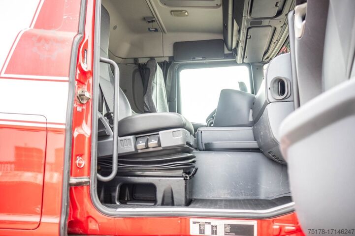 Standard tractor SCANIA G440+MANUAL+INTARDER+HYDR.