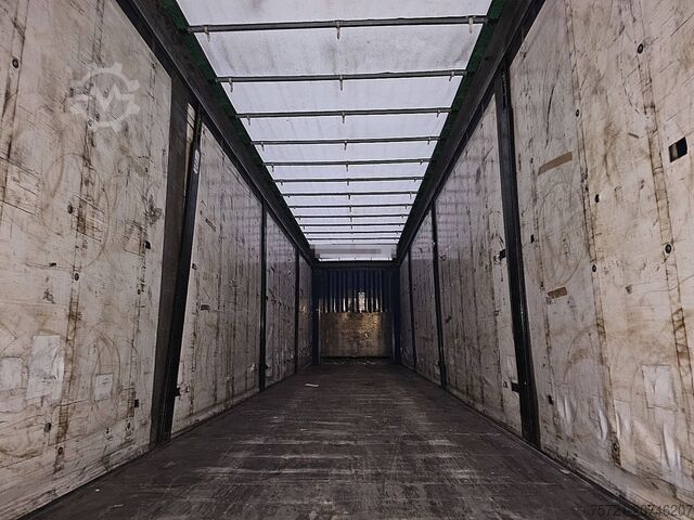 Sliding tarpaulins KRONE SD