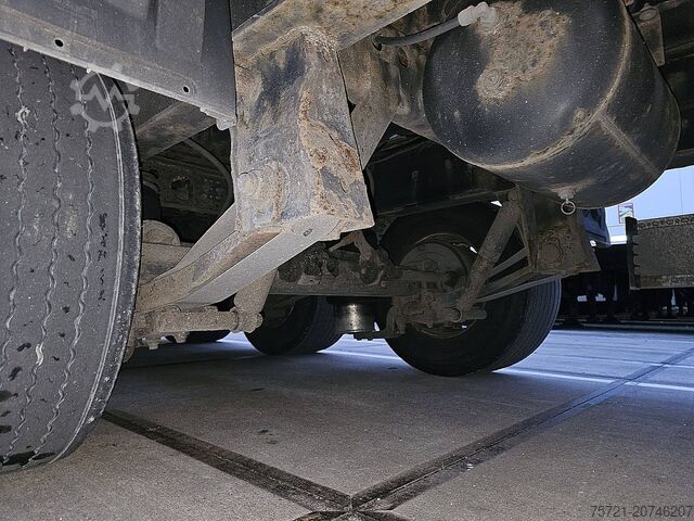 Sliding tarpaulins KRONE SD