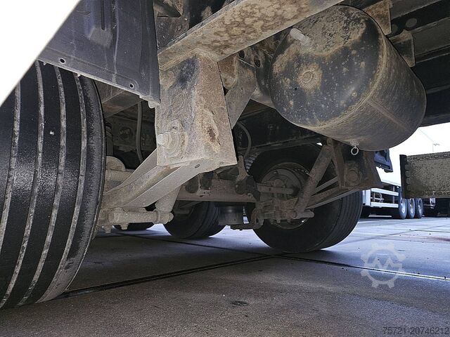 Sliding tarpaulins KRONE SD