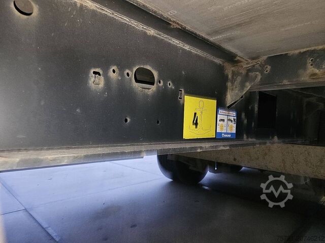 Sliding tarpaulins KRONE SD