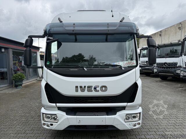 Curtain sider van Iveco Eurocargo 80-220