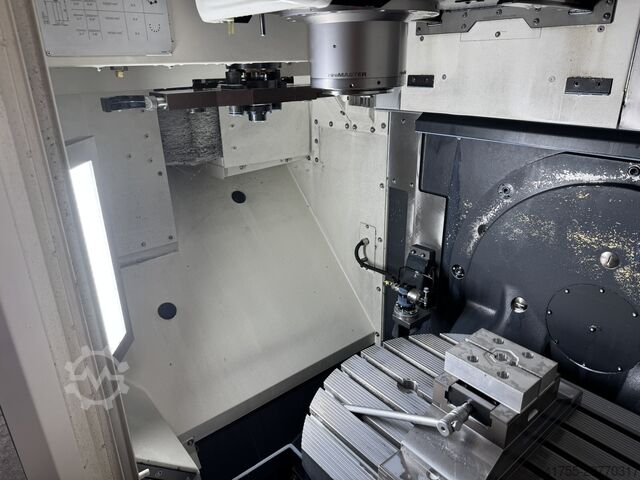 Universal-Bearbeitungszentrum DMG MORI CMX 50 U
