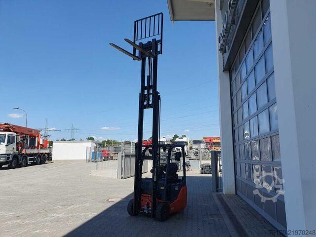 Forklift Toyota 8FBET15 / Triplex: 4.30m / nur 1.842h! / SS