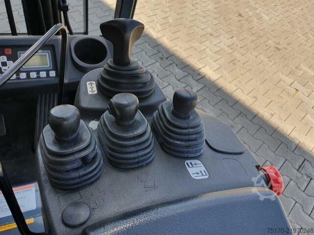 Forklift Toyota 8FBET15 / Triplex: 4.30m / nur 1.842h! / SS