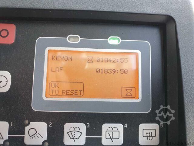 Forklift Toyota 8FBET15 / Triplex: 4.30m / nur 1.842h! / SS