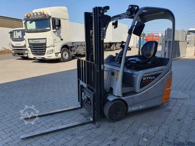 Forklift Still RX20-14 / Triplex: 4.60m! / nur 1.907h! / SS
