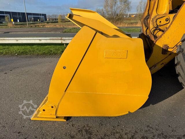 Radlader Caterpillar 980M