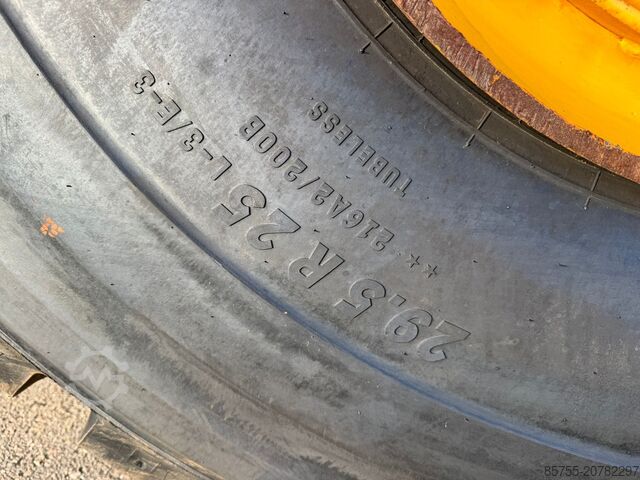 Radlader Caterpillar 980M