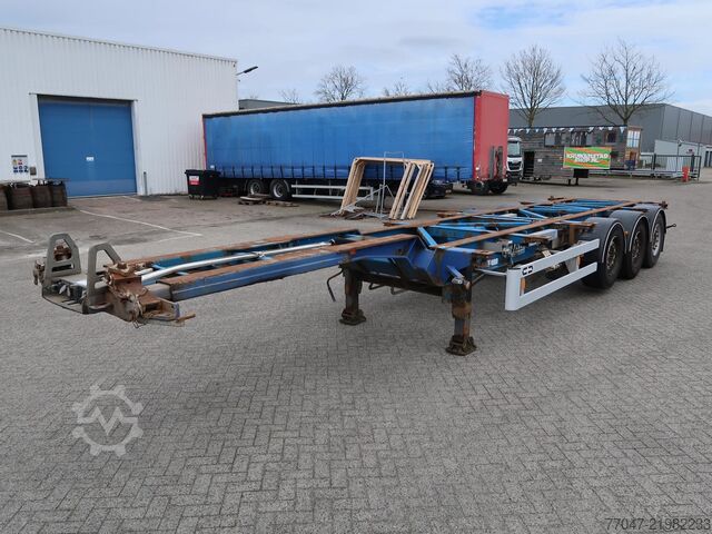 Container transportation Van Hool O4, ADR, 3 Axle SAF, NL Trailer