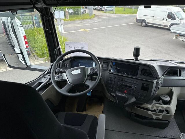 Timber transporter MAN TGS 33.520 6x4 BL 3900 Kurzholz Plattform Aufbau