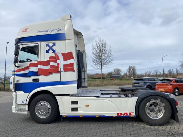 Standard tractor DAF XF 460 FT XF 460 SSC / Intarder / NL Truck