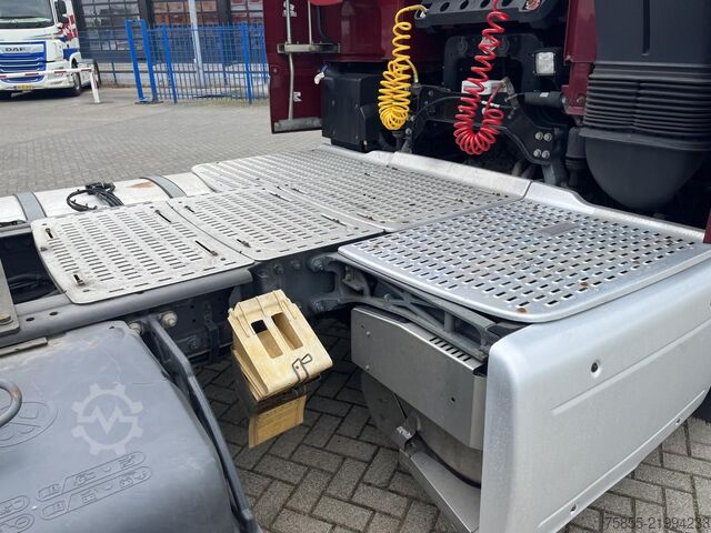 Standard tractor DAF XF 440 FT SSC / Retarder / NL Truck