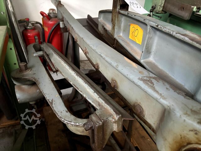 Guillotine shear Schuler Schlagschere