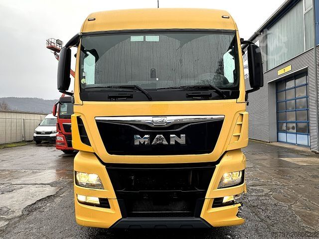 Standard SZM MAN TGX 18.400 4x2