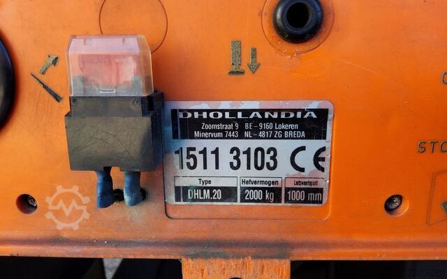 Renault D 220.12 – ACC – 99-BKN-5 – TACHOGRAPH V2 – ALL LOW-EMISSION ZONES – EURO 6 Renault D 220.12 - ACC. - 99-BKN-5 - TACHO V2 - ALLE MI...