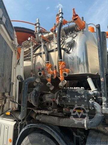 Vacuum tank truck MERCEDES-BENZ Mercedes Benz Arocs 3753 8x4 Wiedemann Super1000