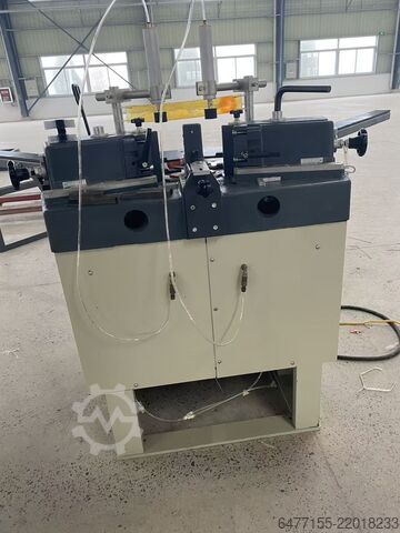 Corner crimping machine Elumatec EP 124
