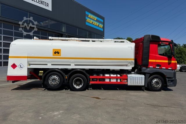 LKW mit Tankaufbau MERCEDES-BENZ Actros 2551 6x2 Tank 21'600L