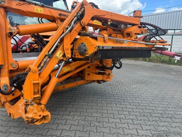Special purpose truck UNIMOG U 423 / Mähausstattung Dücker / Salzstreuer