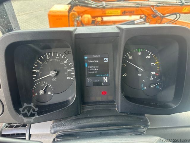 Special purpose truck UNIMOG U 423 / Mähausstattung Dücker / Salzstreuer
