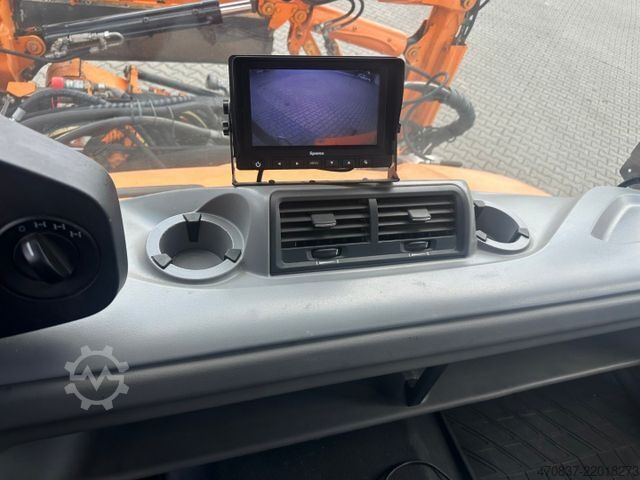 Special purpose truck UNIMOG U 423 / Mähausstattung Dücker / Salzstreuer
