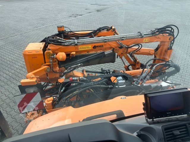 Special purpose truck UNIMOG U 423 / Mähausstattung Dücker / Salzstreuer