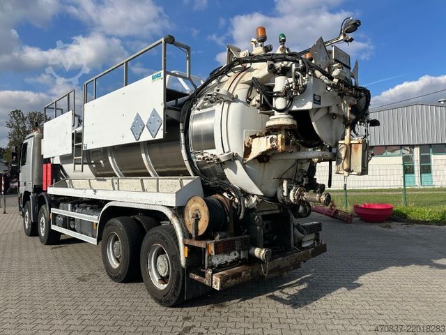 Vacuum tank truck MERCEDES-BENZ Actros 4141 8x4 BB / KoKs Saug und Druckwagen