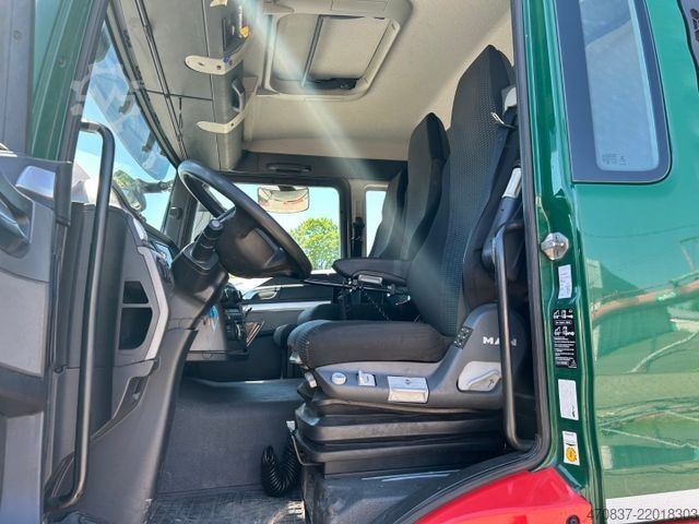 Garbage truck MAN TGS 26.320 BL / Faun Variopress 524 + Schüttung