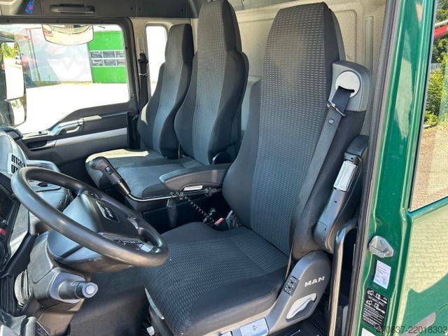 Garbage truck MAN TGS 26.320 BL / Faun Variopress 524 + Schüttung