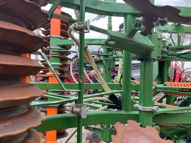 Amazone Ceus 5000-2TX & GreenDrill 500 H Amazone Ceus 5000-2TX & GreenDrill 500 H