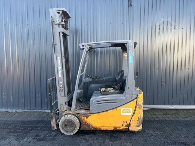 Elektro 3 Rad-Stapler Jungheinrich EFG220