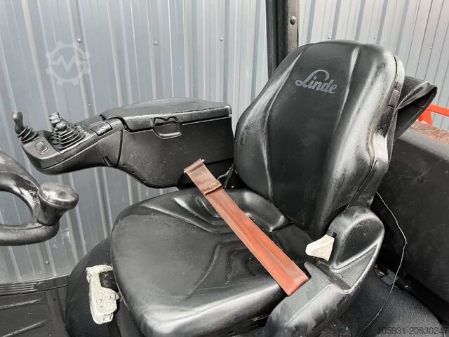 Treibgasstapler Linde H20T-01