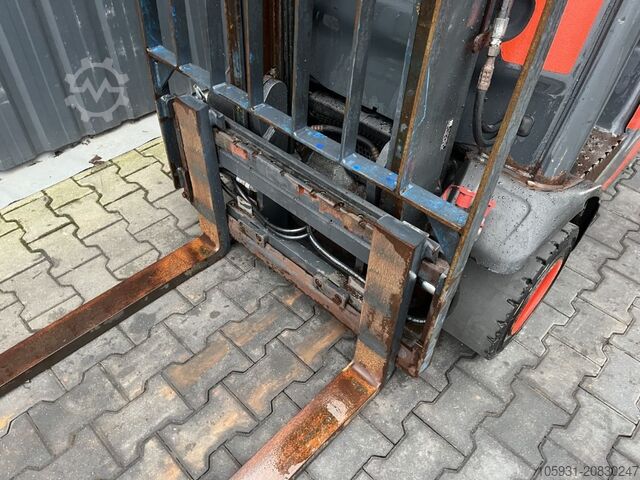 Treibgasstapler Linde H20T-01