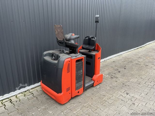 Tow Tractor Linde P30C