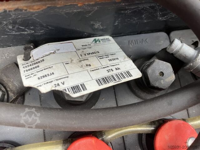 Tow Tractor Linde P30C