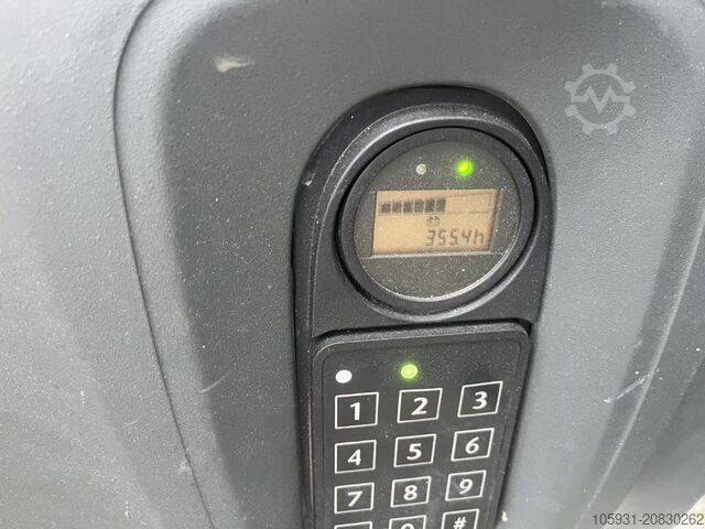 Deichselstapler Linde L12L