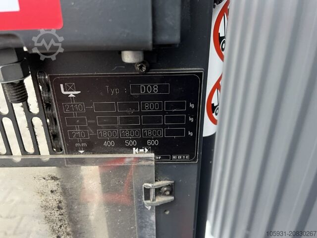 Deichselstapler Linde D08