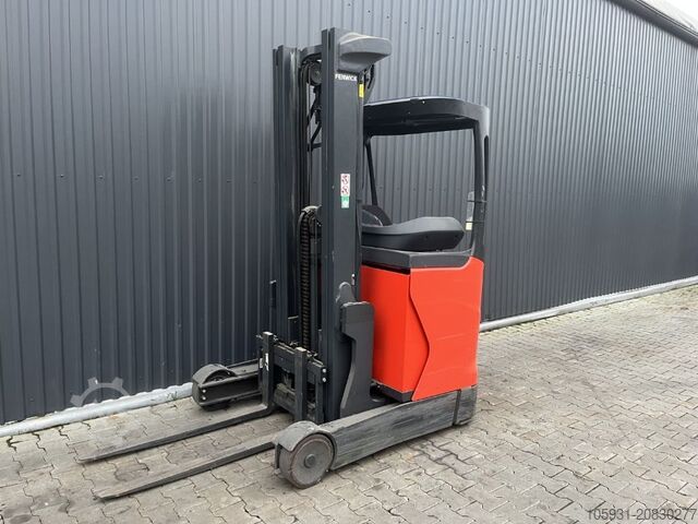 Schubmaststapler Linde R12B-01