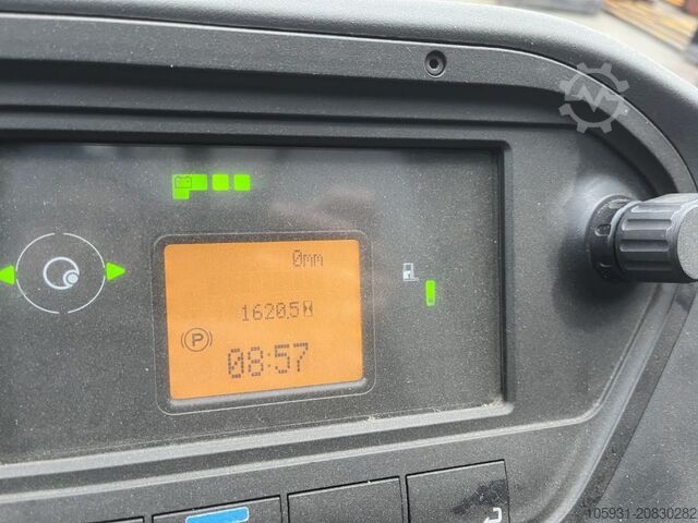 Schubmaststapler Linde R12B-01